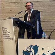 Estudiantes de español que necesiten conversación de alto nivel y para medios de comunicación